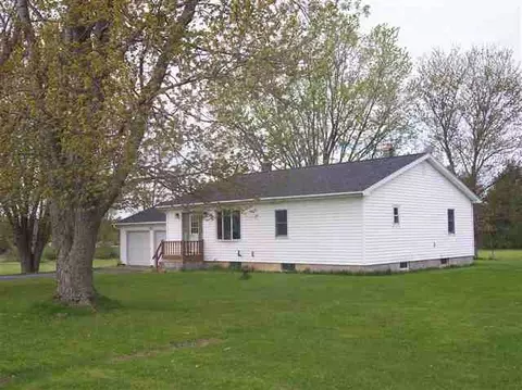 424 Hilltop Rd, Root, NY 12166 photo 2