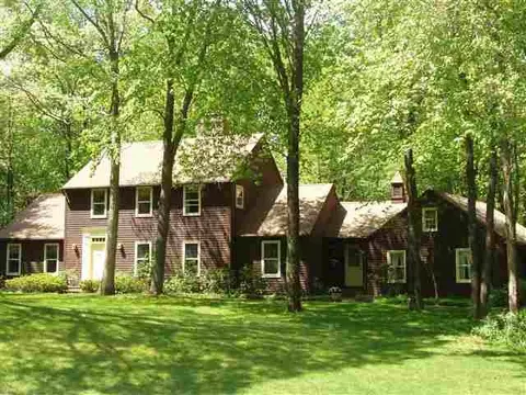 36 Ruxton Rd, Delmar, NY 12054 photo 1