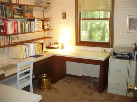 36 Ruxton Rd, Delmar, NY 12054 photo 6