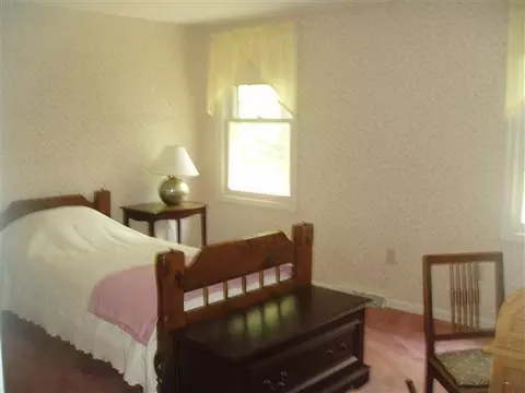 36 Ruxton Rd, Delmar, NY 12054 photo 8