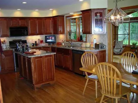 70 Bittersweet Ln, Slingerlands, NY 12159 photo 6