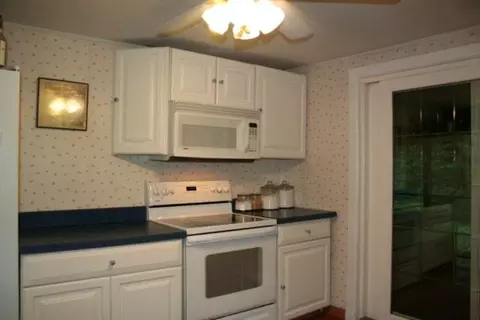 16 Tower Ave, Schenectady, NY 12304 photo 6