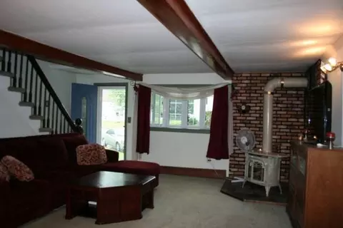 16 Tower Ave, Schenectady, NY 12304 photo 2