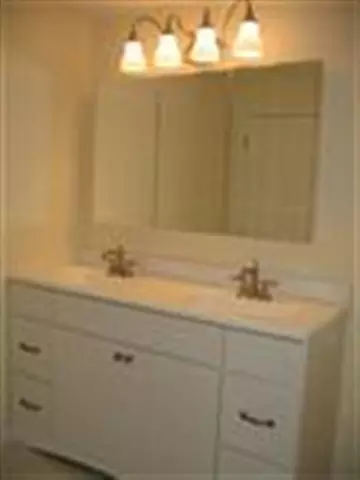 22 Yale Ave, Slingerlands, NY 12159 photo 5