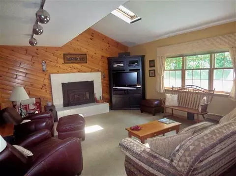 34 Dover Dr, Delmar, NY 12054 photo 5