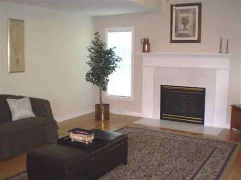 28 Wallace Dr, Delmar, NY 12054 photo 3