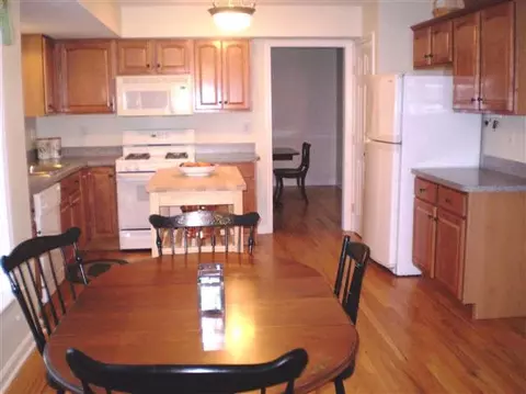28 Wallace Dr, Delmar, NY 12054 photo 5