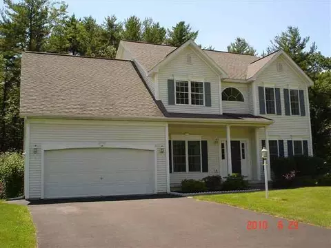 25 Egmont Ct, Delmar, NY 12054 photo 1