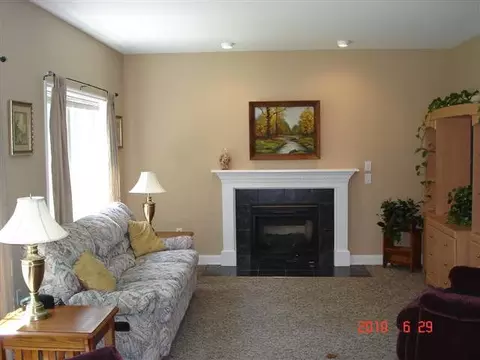 25 Egmont Ct, Delmar, NY 12054 photo 6