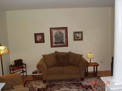 25 Egmont Ct, Delmar, NY 12054 photo 8