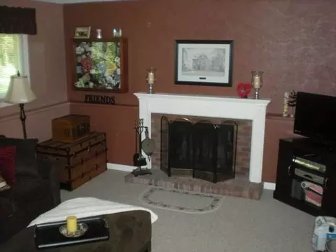49 Algonquin Rd, Clifton Park, NY 12065 photo 7
