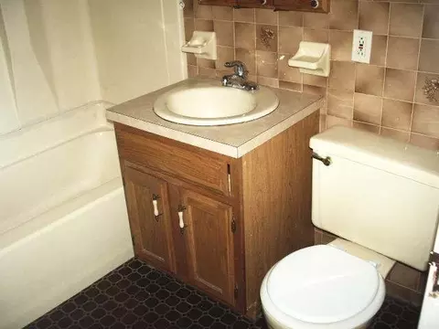 844 Harrison Ave, Schenectady, NY 12306 photo 5