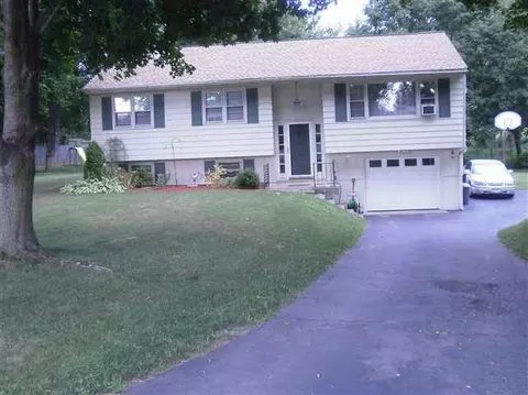 9 Baldwin Ln, Valatie, NY 12184 photo 2