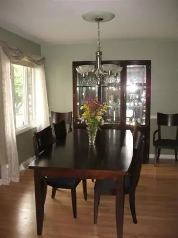 7 Tryon Pl, Albany, NY 12203 photo 4