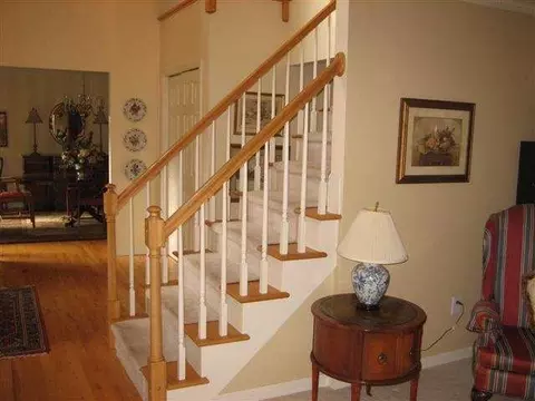 13 Mann Blvd, Halfmoon, NY 12065 photo 5