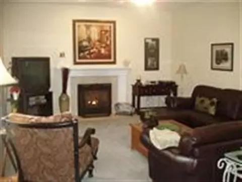 79 Egmont Ct, Delmar, NY 12054 photo 4
