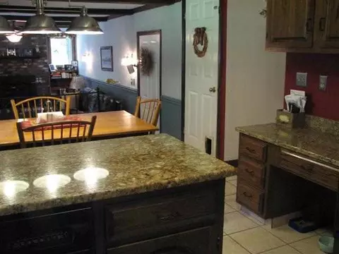27 Catherine St, Delmar, NY 12054 photo 5
