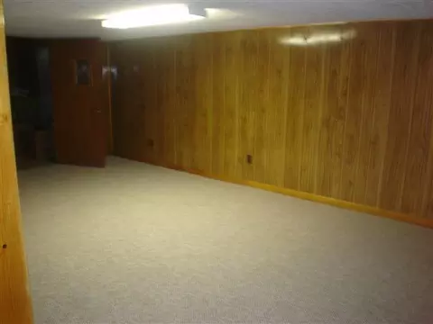 1215 Hendrickson Ave, Schenectady, NY 12309 photo 11