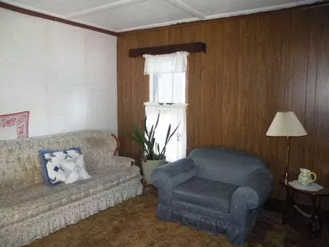 9 Second Ave, Mayfield, NY 12117 photo 3