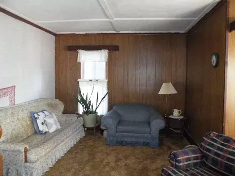 9 Second Ave, Mayfield, NY 12117 photo 2