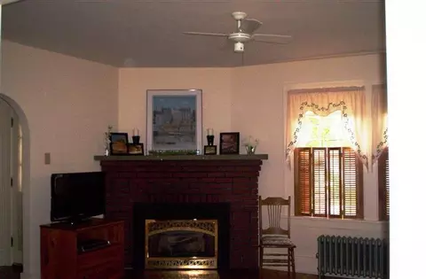 877 Dean St, Schenectady, NY 12309 photo 5