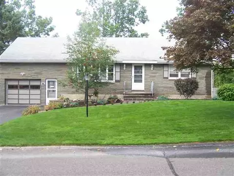 1175 Hendrickson Ave, Schenectady, NY 12309 photo 1