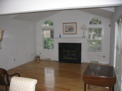6 Oakleaf Dr, Halfmoon, NY 12065 photo 5