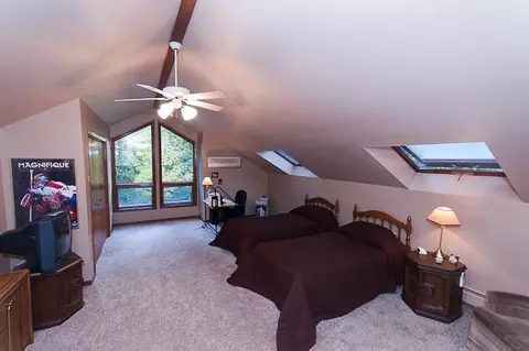 77 Tabor Rd, Halfmoon, NY 12118 photo 9