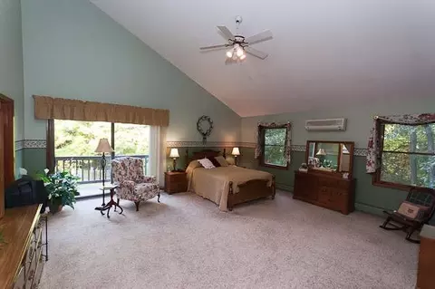 77 Tabor Rd, Halfmoon, NY 12118 photo 7