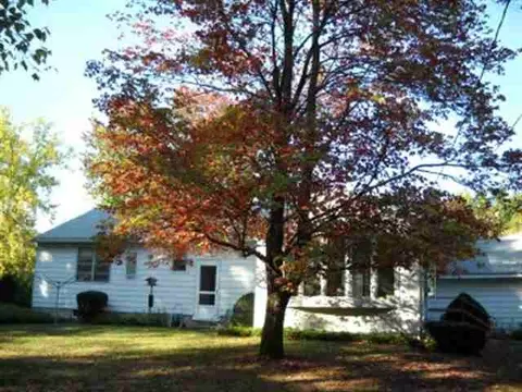 75 Murray Ave, Delmar, NY 12054 photo 2