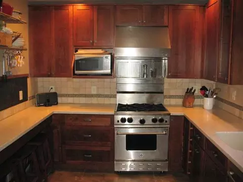 5 Delmar Pl, Delmar, NY 12054 photo 5