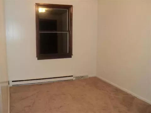 50 Willis St, Troy, NY 12180 photo 6