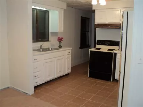 50 Willis St, Troy, NY 12180 photo 7