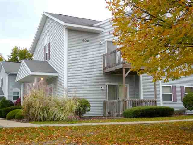 608 Cambridge Manor Dr, Schenectady, NY 12302 photo 1