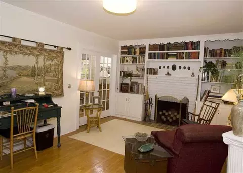 1211 Oxford Pl, Schenectady, NY 12308 photo 3