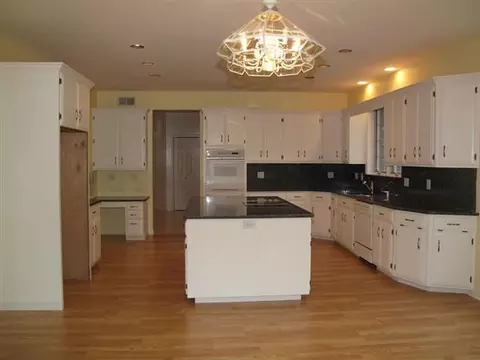 4 Bradhaven Rd, Slingerlands, NY 12159 photo 6