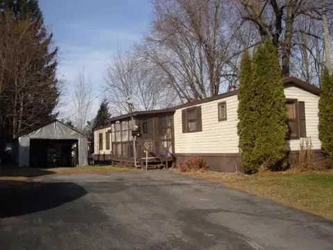 217 Walnut St, Corinth, NY 12822 photo 1