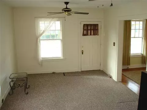445 Arthur St, Schenectady, NY 12306 photo 4