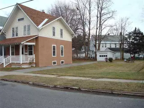 445 Arthur St, Schenectady, NY 12306 photo 1