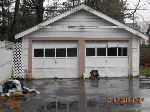 844 Hampton Ave, Schenectady, NY 12309 photo 2
