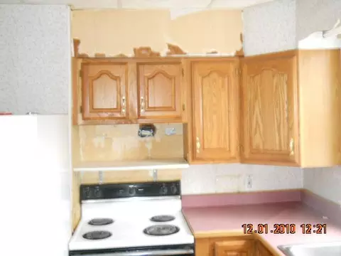844 Hampton Ave, Schenectady, NY 12309 photo 4