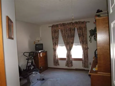 110 Garnett Ln, Guilderland, NY 12084 photo 10