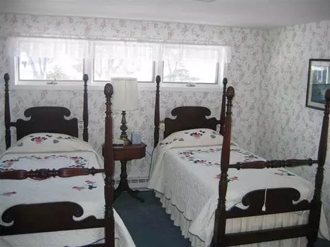 1254 Sumner Ave, Schenectady, NY 12309 photo 10