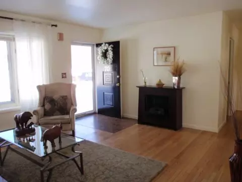 70 Laurel Ave, Schenectady, NY 12304 photo 2