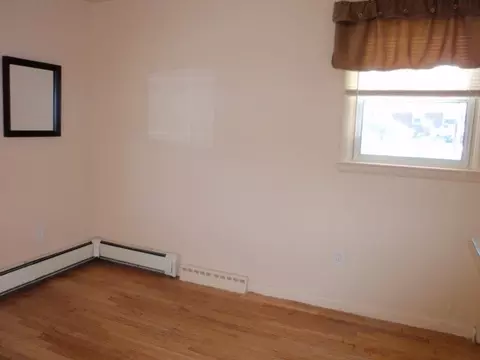 70 Laurel Ave, Schenectady, NY 12304 photo 8