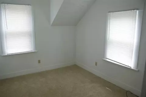 74 Ormond St, Albany, NY 12203 photo 4