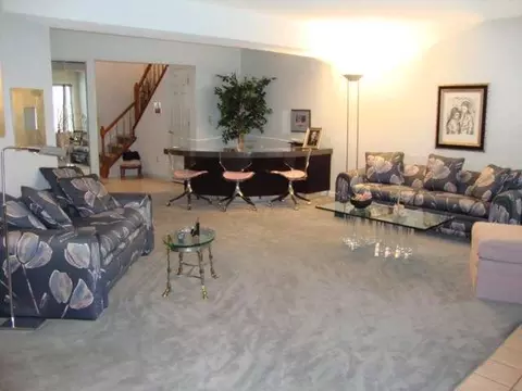 6 Standish Dr, Glenmont, NY 12077 photo 5