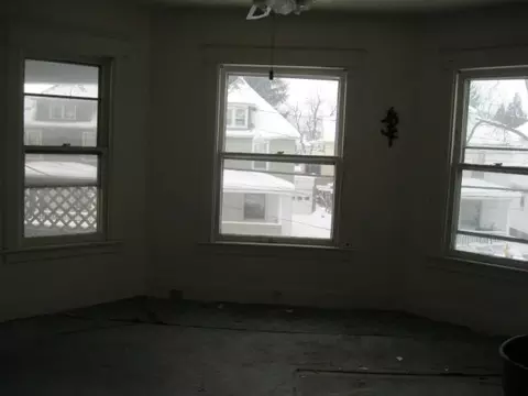 1859 Becker St, Schenectady, NY 12304 photo 3