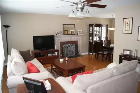39 Carson Rd, Delmar, NY 12054 photo 4
