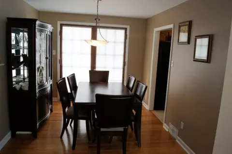 39 Carson Rd, Delmar, NY 12054 photo 3
